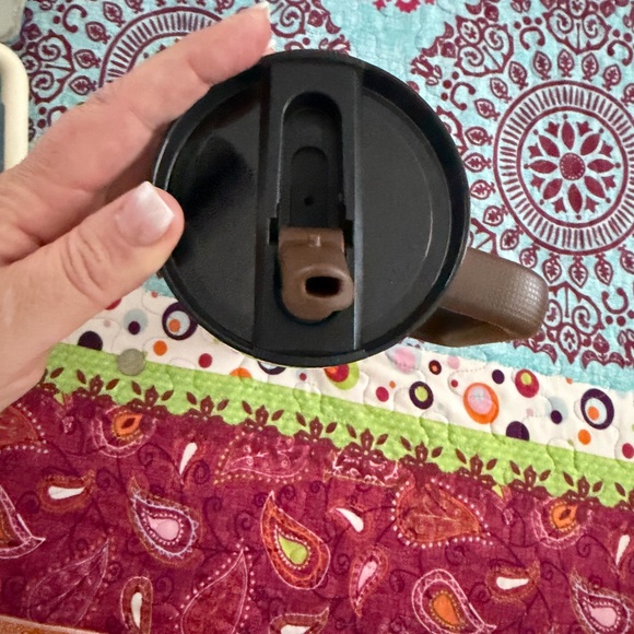 Stanley Pro Quencher 40 oz - Picture 3 of 5